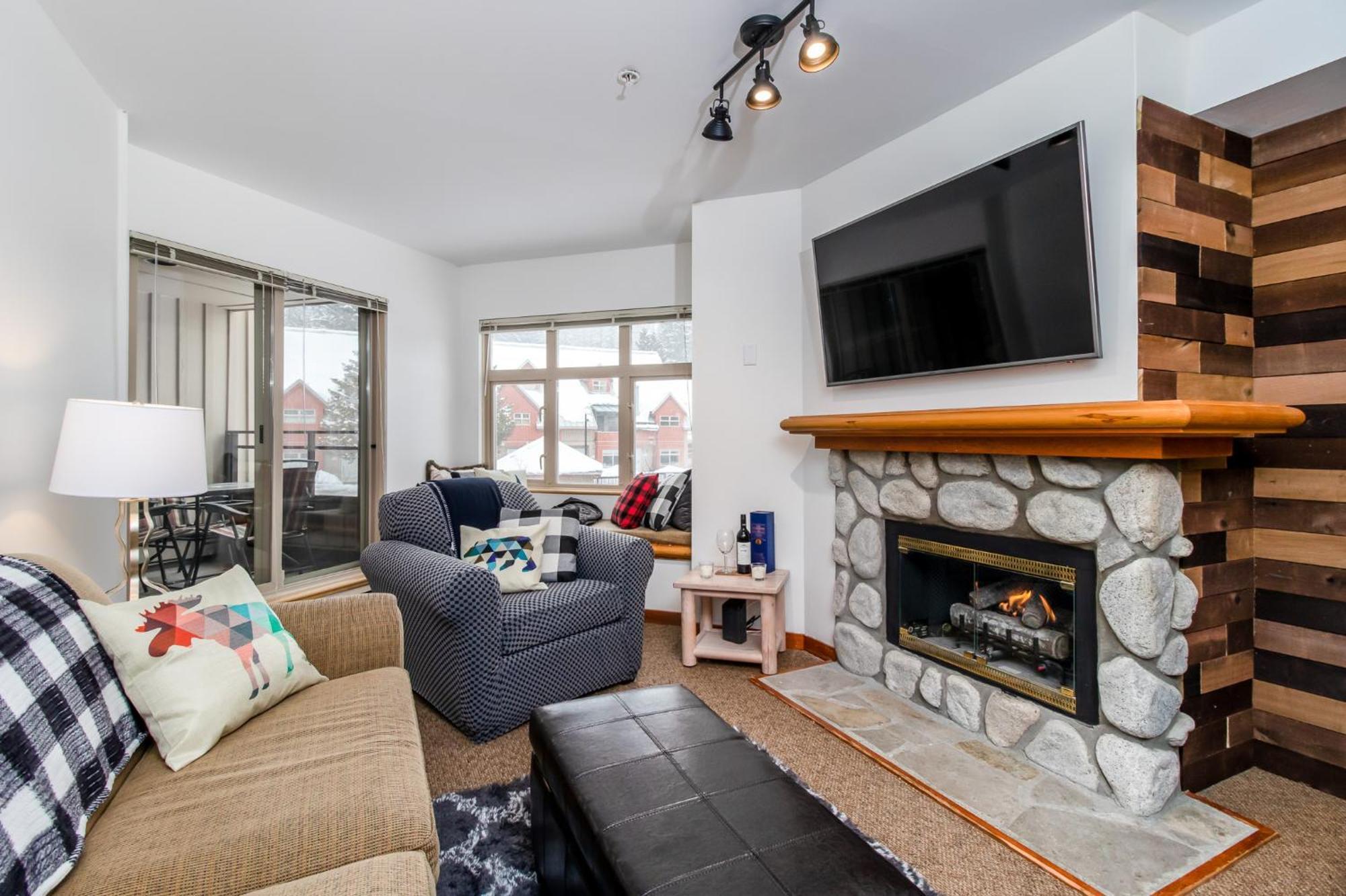 דירות וויסטלר Creekside Slopeside 1Br With Pool, Hot Tub, Bbq מראה חיצוני תמונה