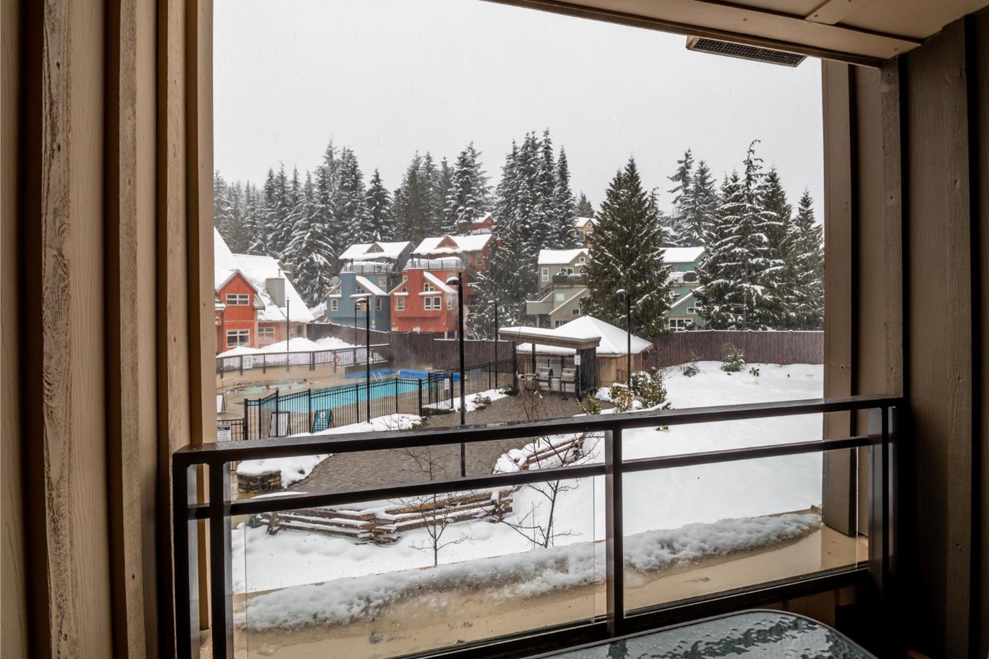 דירות וויסטלר Creekside Slopeside 1Br With Pool, Hot Tub, Bbq מראה חיצוני תמונה
